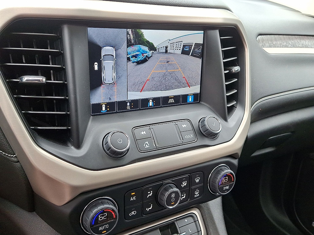 2023 GMC Acadia Denali - Photo 15