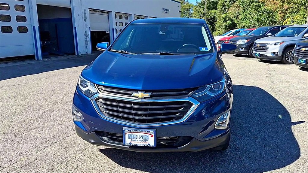 2020 Chevrolet Equinox LT photo 2
