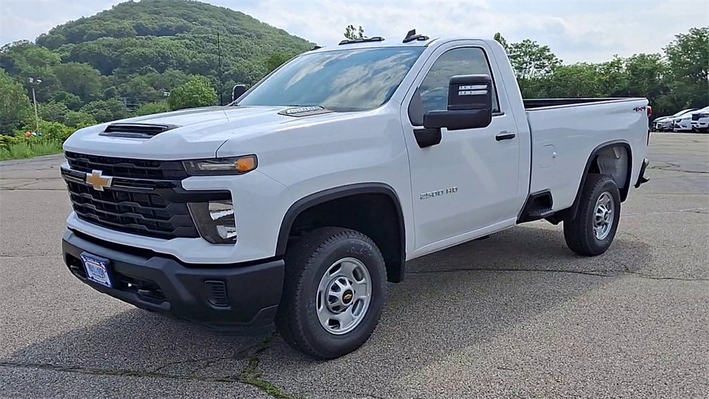 2025 Chevrolet Silverado 2500HD Work Truck photo 4