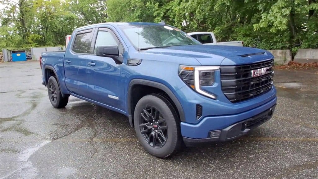 Used 2024 GMC Sierra 1500 Elevation with VIN 1GTPUJEKXRZ207930 for sale in Dover, NJ