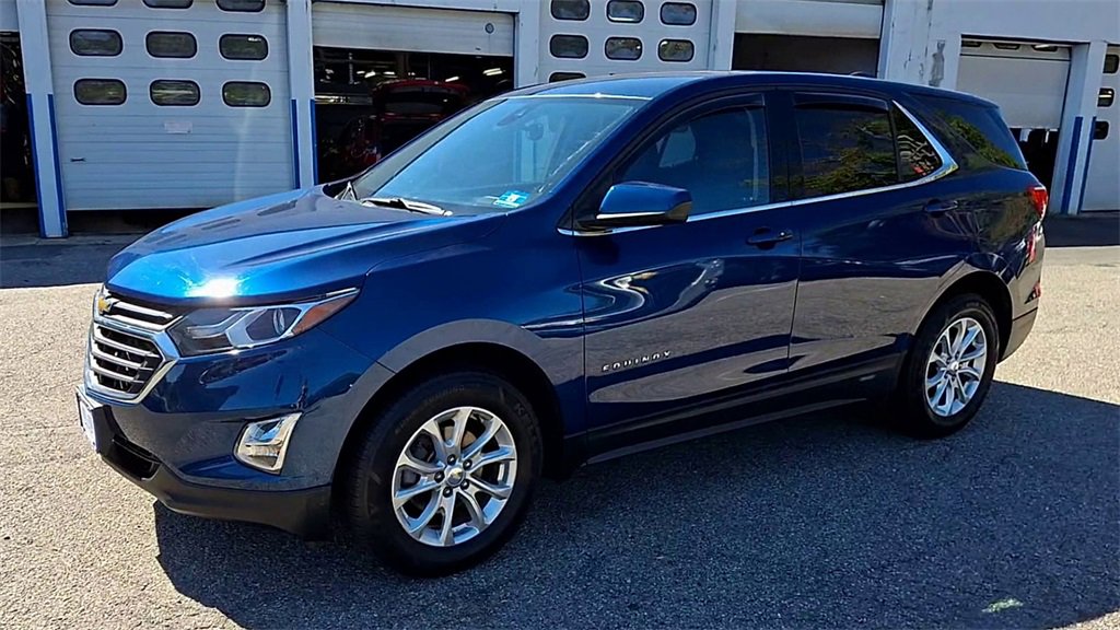 2020 Chevrolet Equinox LT photo 3
