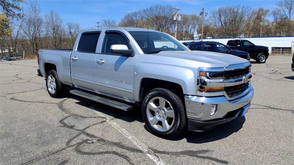 Used 2018 Chevrolet Silverado 1500 LT with VIN 1GCUKREC5JF101939 for sale in Dover, NJ
