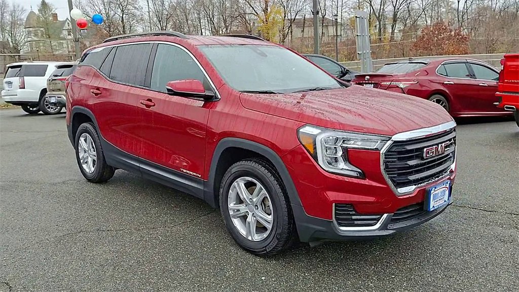 2022 Gmc Terrain SLE photo 2