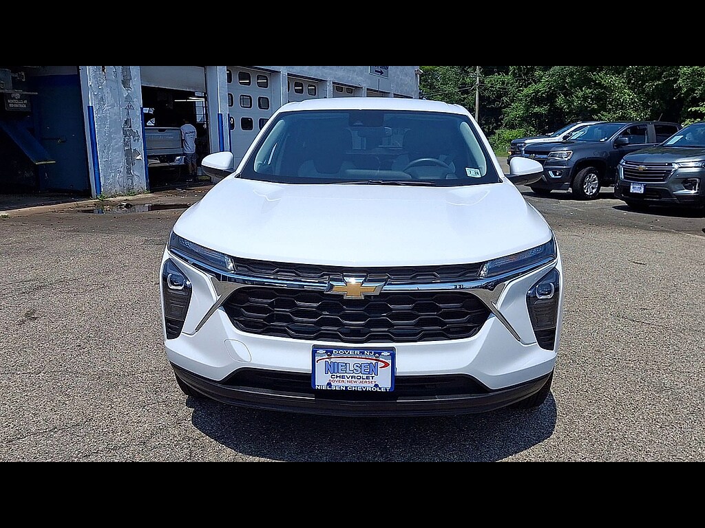 Used 2024 Chevrolet Trax LS SUV