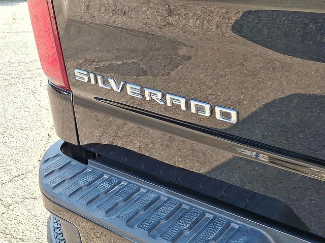 2019 Chevrolet Silverado 1500 RST - Photo 24