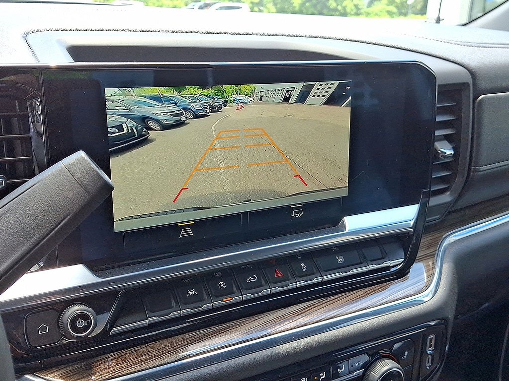 2023 Chevrolet Silverado 1500 LT - Photo 15