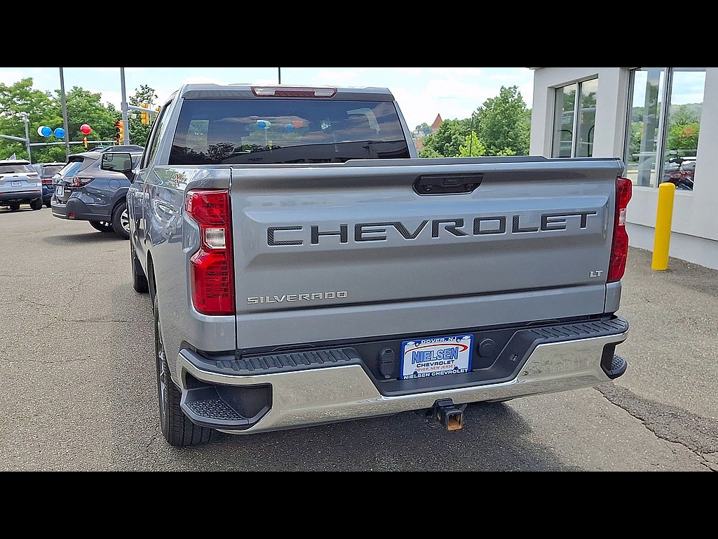 2023 Chevrolet Silverado 1500 LT - Photo 7