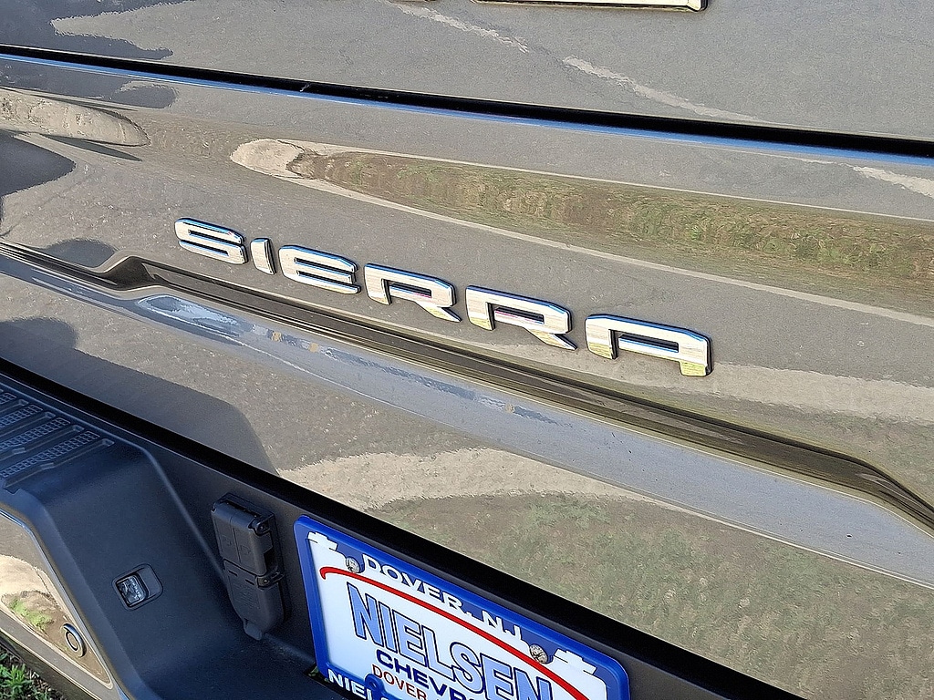 2020 GMC Sierra 1500 AT4 - Photo 16