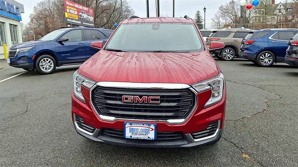 2022 Gmc Terrain SLE photo 3