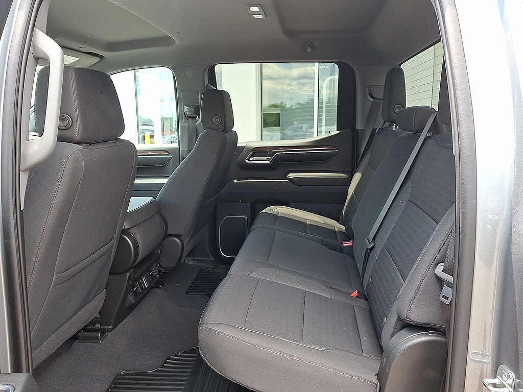 2023 Chevrolet Silverado 1500 LT - Photo 20