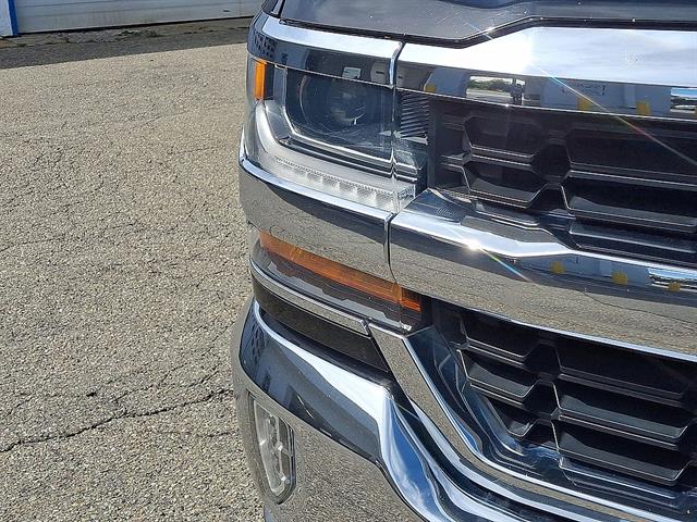 2018 Chevrolet Silverado 1500 LT - Photo 28