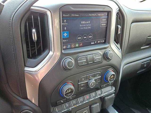 2019 Chevrolet Silverado 1500 RST - Photo 14