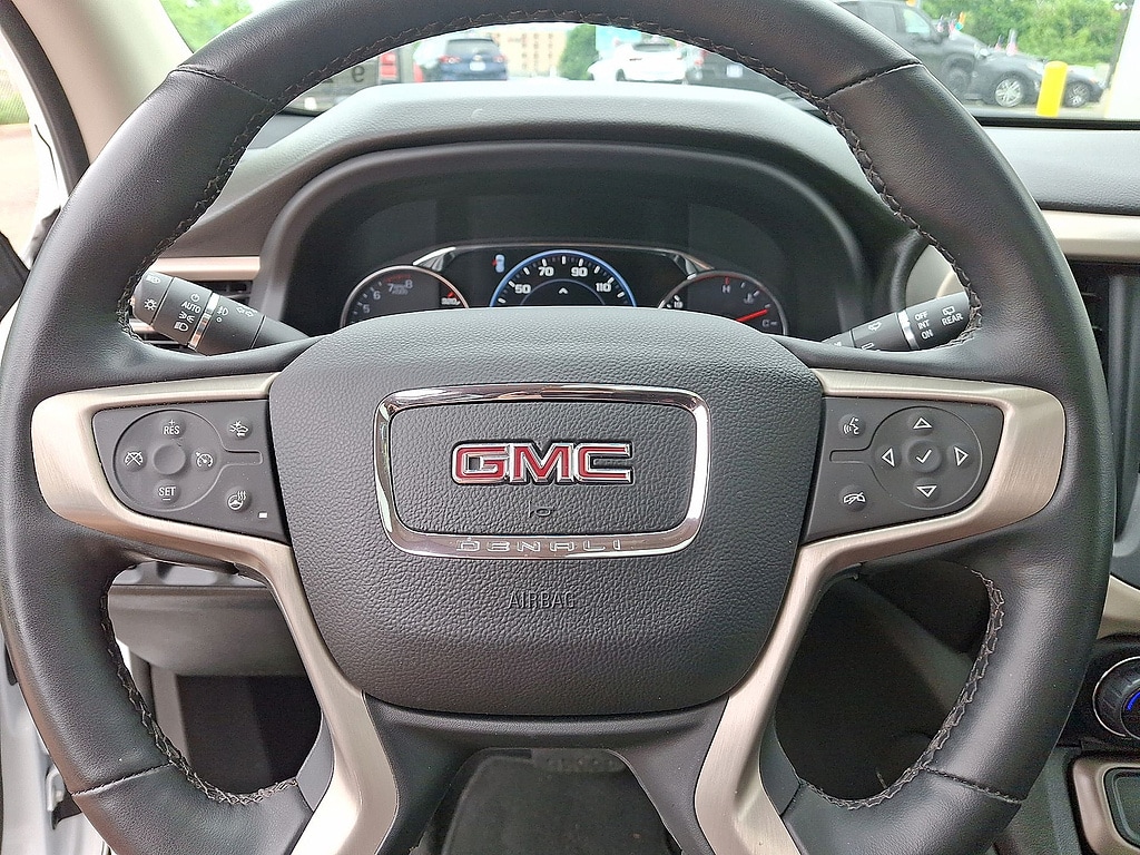 2023 GMC Acadia Denali - Photo 16