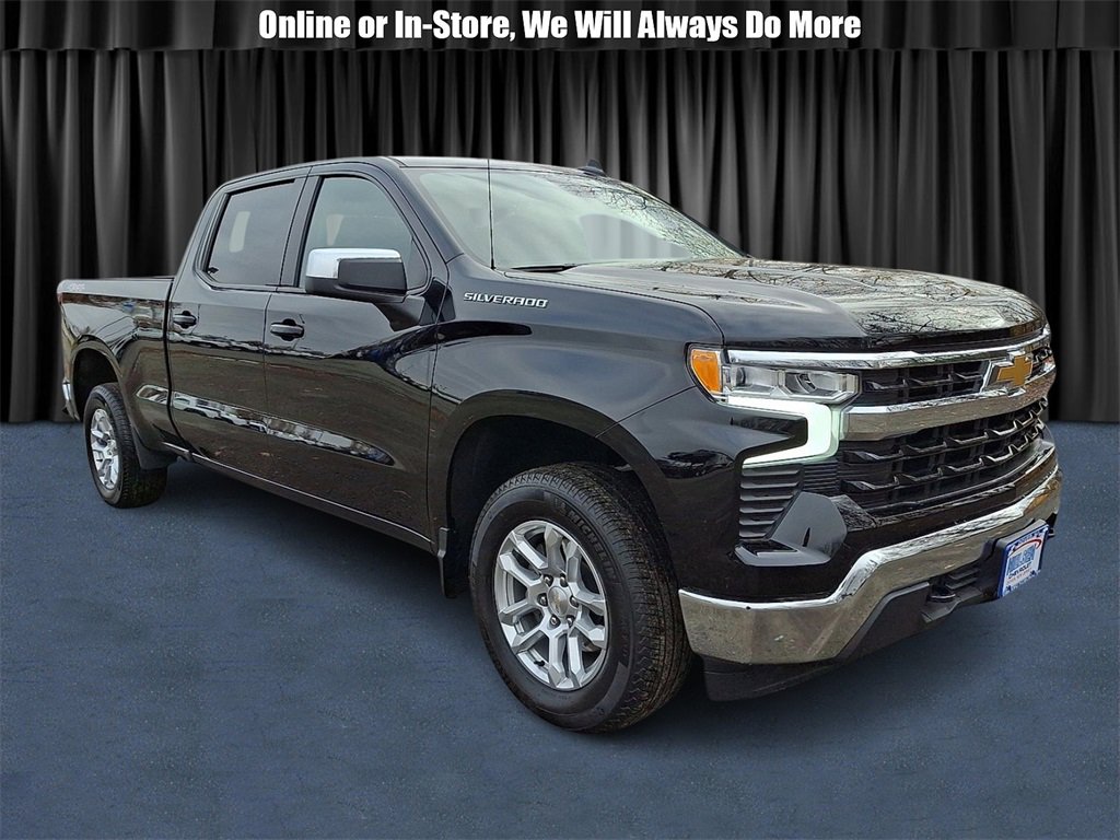 2024 Chevrolet Silverado 1500 LT's photo