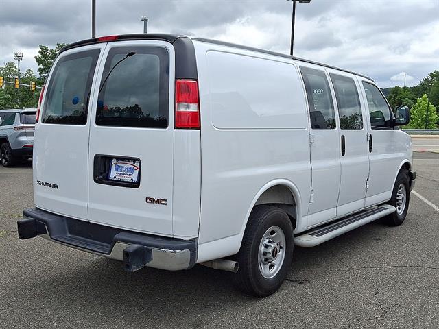 2025 GMC Savana Cargo Work Van - Photo 22