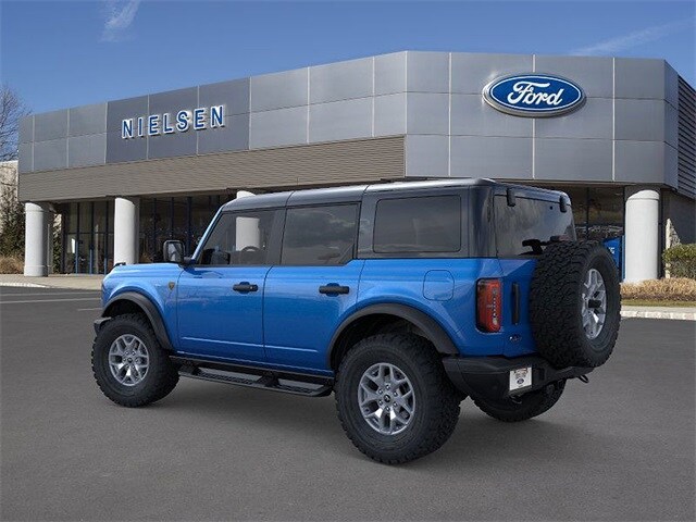 2025 Ford Bronco Badlands photo 4