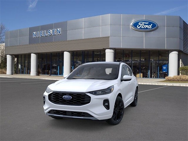 2026 Ford Escape Hybrid ST-Line Elite photo 2