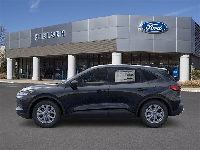 2025 Ford Escape Active photo 2