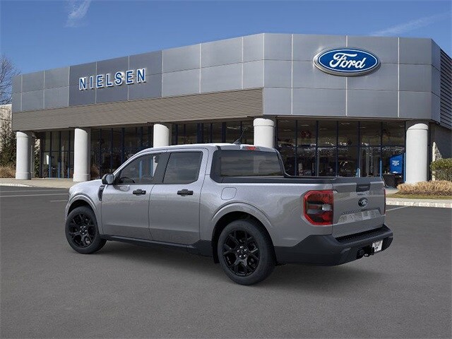 2025 Ford Maverick XLT photo 2