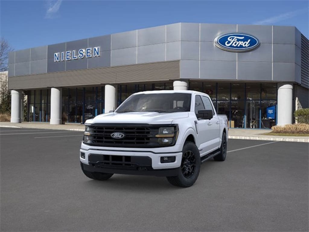 New 2025 Ford F-150 XLT Truck SuperCrew Cab