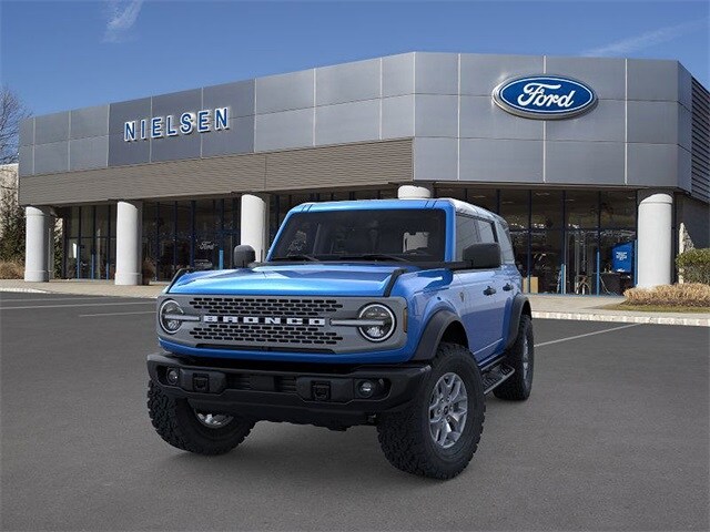 2025 Ford Bronco Badlands photo 2