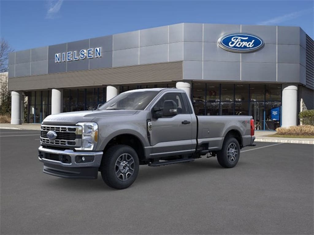 New 2025 Ford F-350 XLT Truck Regular Cab