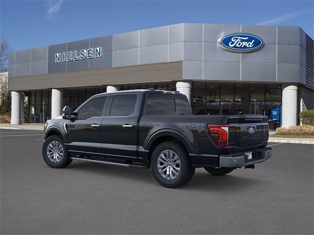 2025 Ford F-150 Lariat photo 2