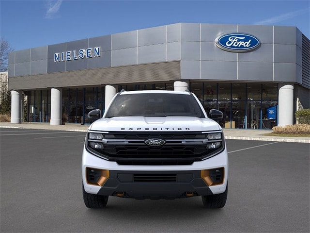 2025 Ford Expedition photo 4