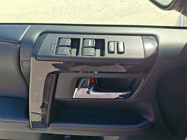 2022 Toyota 4Runner TRD Off-Road Premium photo 2