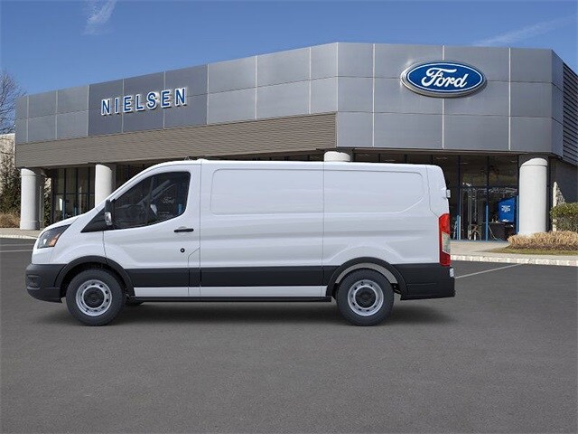 2025 Ford Transit photo 2