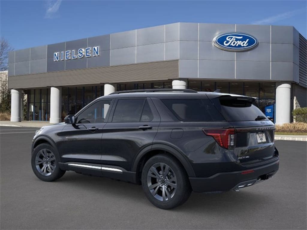 New 2025 Ford Explorer Active SUV