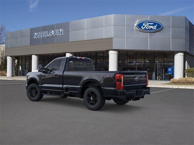 2025 Ford F-350 XL photo 4