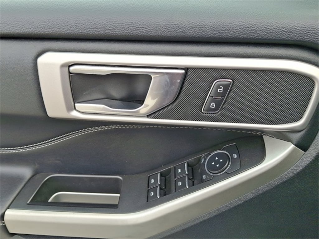 Certified 2022 Ford Explorer XLT SUV