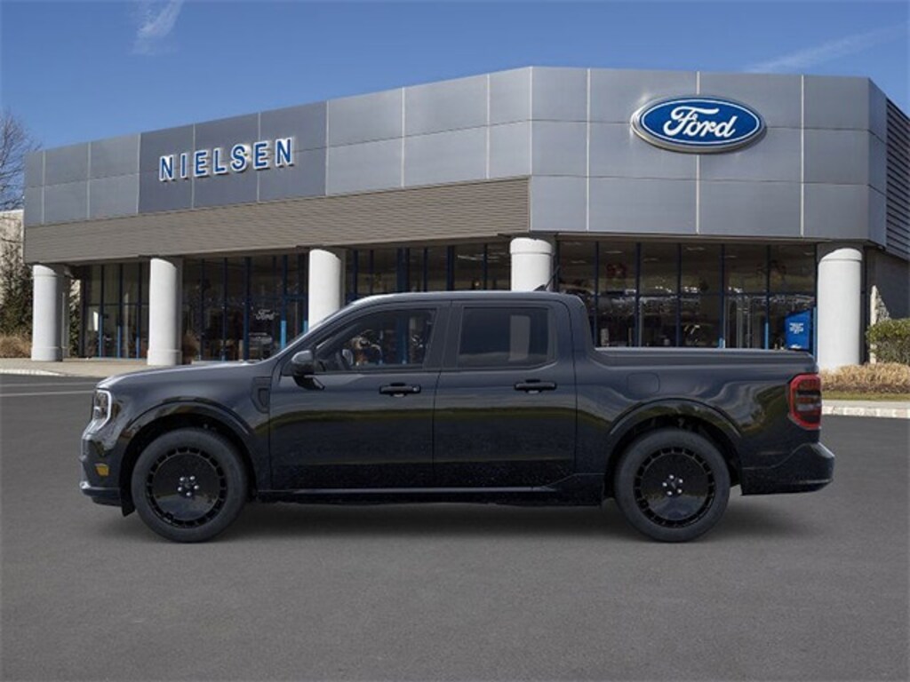 New 2026 Ford Maverick Lobo Standard Truck SuperCrew