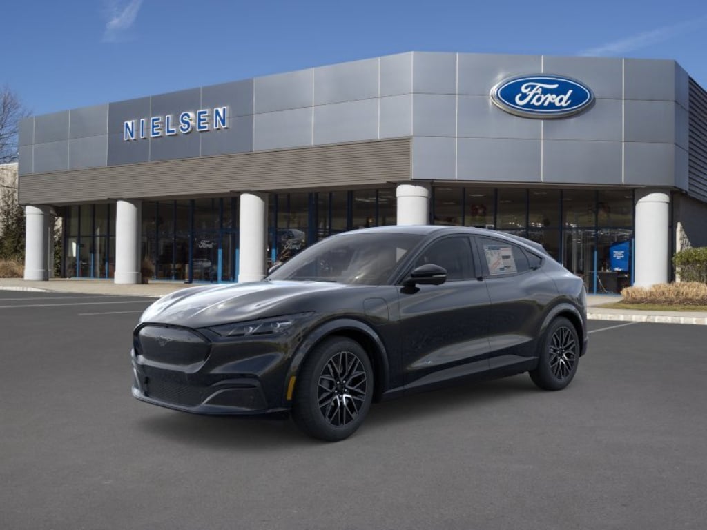 2026 Ford Mustang-Mach-e Premium's photo