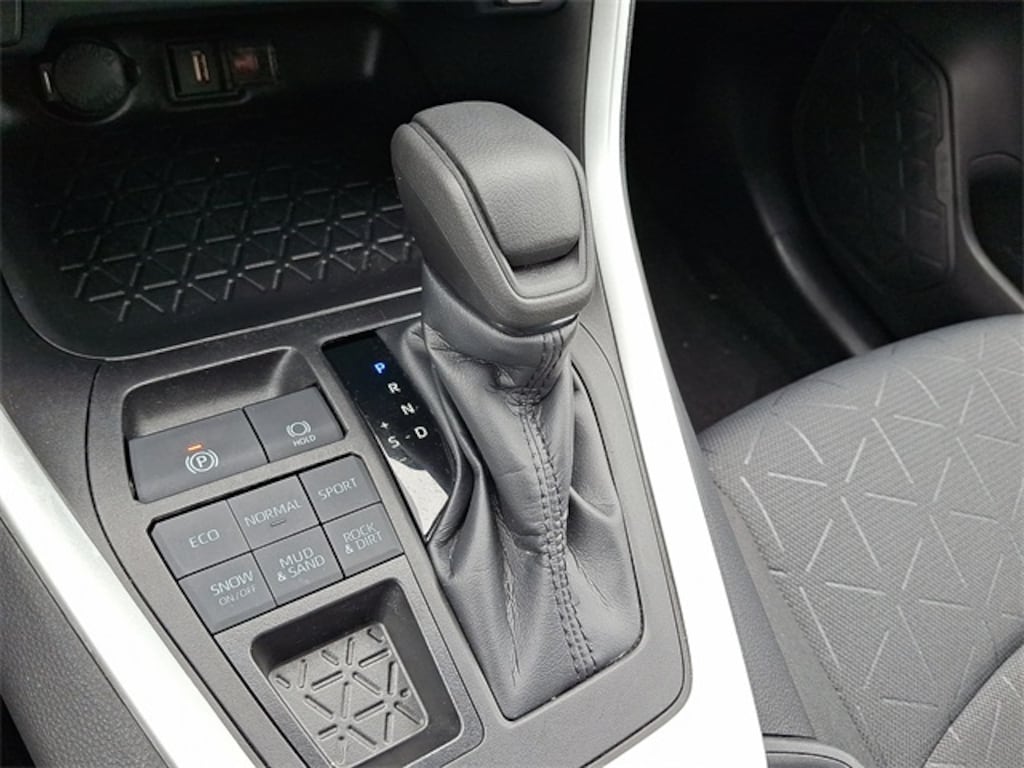 Certified 2022 Toyota RAV4 XLE SUV