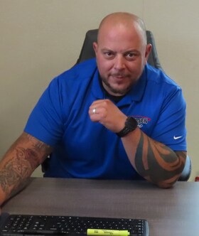 Staff member Joe Nielsen from ID_8759a4fadec3