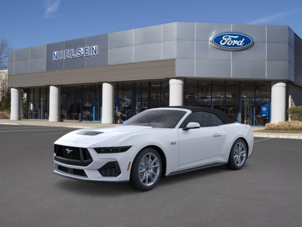 2026 Ford Mustang GT Premium Convertible's photo