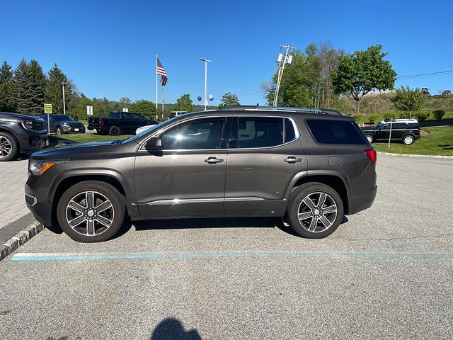 2019 GMC Acadia Denali AWD's photo