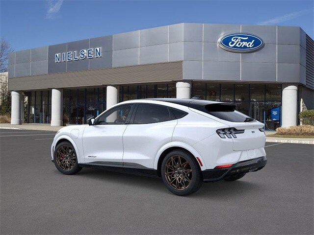 2024 Ford Mustang Mach-E GT photo 4