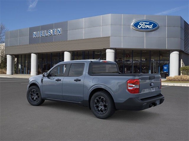 2025 Ford Maverick XLT photo 2