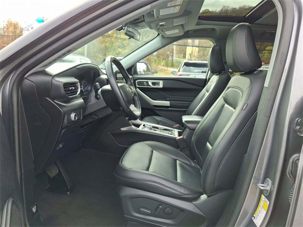 Certified 2022 Ford Explorer XLT SUV