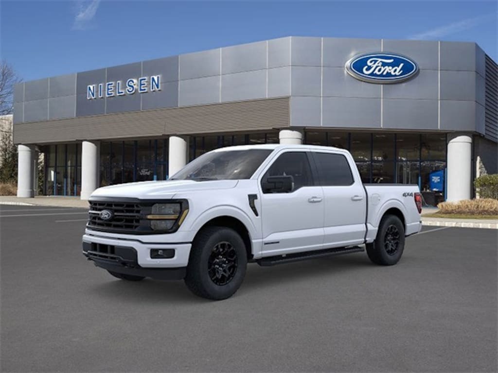 New 2025 Ford F-150 XLT Truck SuperCrew Cab
