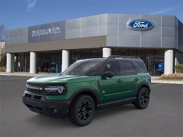 2025 Ford Bronco Sport Outer Banks's photo