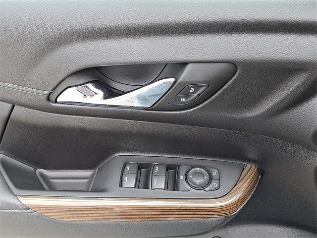 2023 Gmc Acadia SLE photo 2