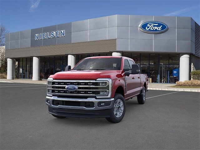 2026 Ford F-350 XLT photo 2