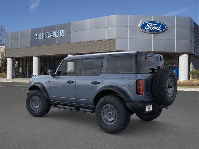 2025 Ford Bronco Badlands photo 3