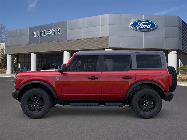 2025 Ford Bronco Big Bend photo 2