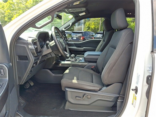 2023 Ford F-150 XLT photo 2