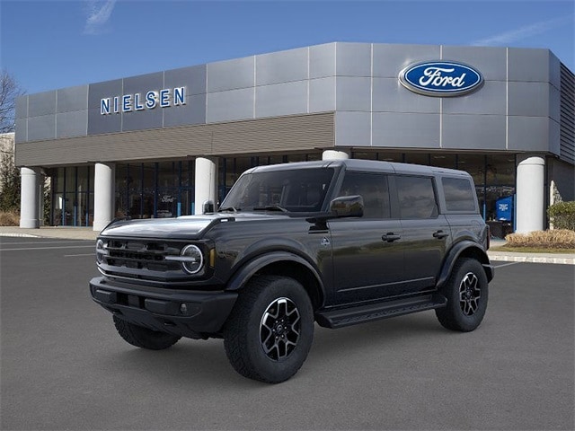2025 Ford Bronco 4-Door Outer Banks's photo